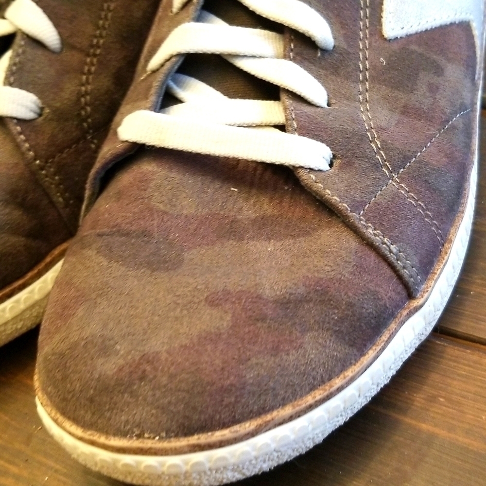 Dr Scholl's | Camo Print Sneakers - Picture 6 of 11
